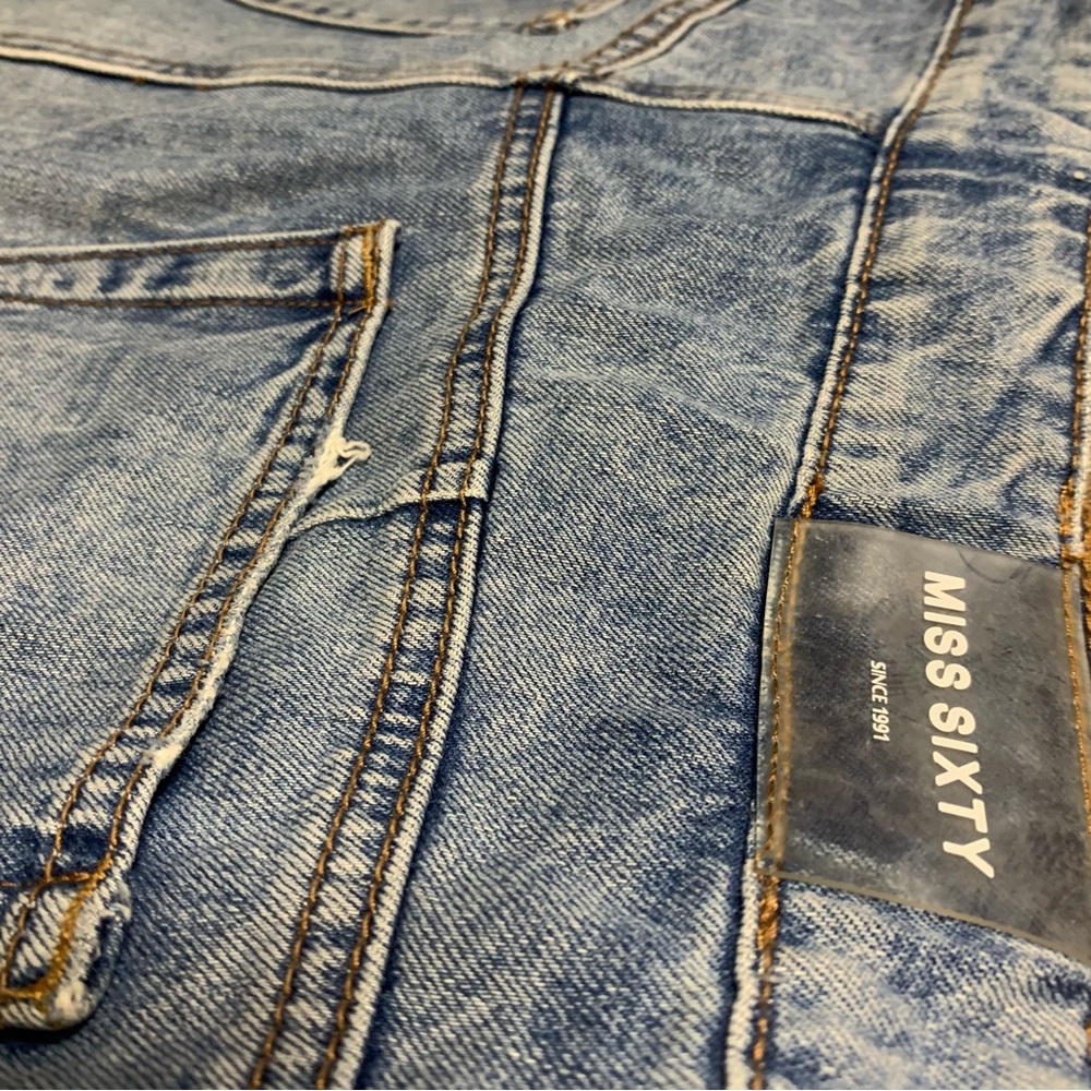 Archive Miss Sixty Denim Culotte Mini Skirt Y2K-Adjacent Button Front Size M 29 - Picture 9 of 16